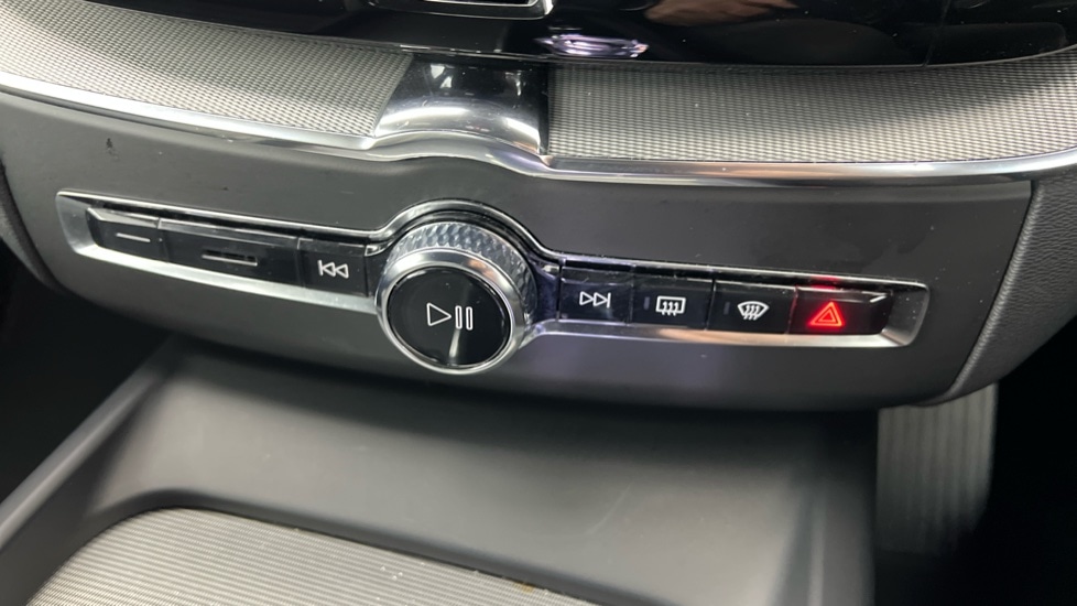 Used Volvo XC60 2023 for sale - 77795162: Photo 54