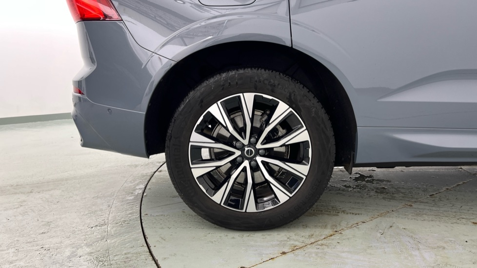 Used Volvo XC60 2023 for sale - 77795162: Photo 9