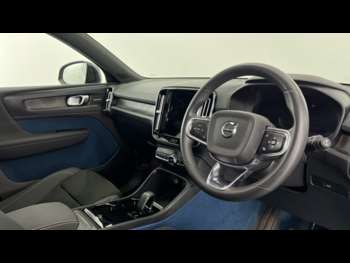 Used Volvo XC40 2023 for sale - 74984332: Photo