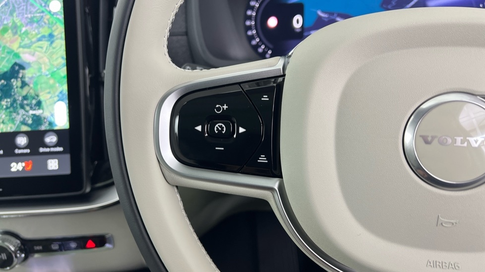 Used Volvo XC90 2025 for sale - 77082589: Photo 21
