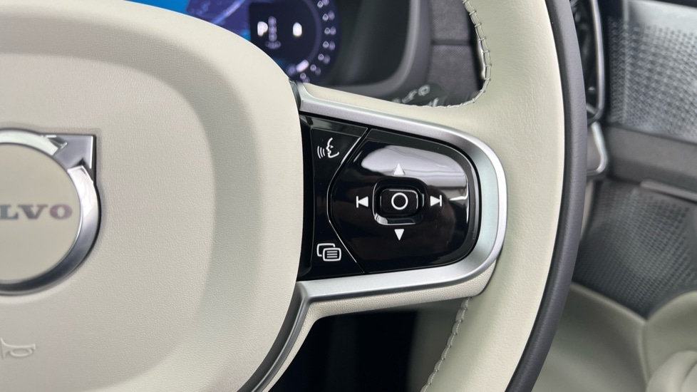 Used Volvo XC90 2025 for sale - 77082589: Photo 22