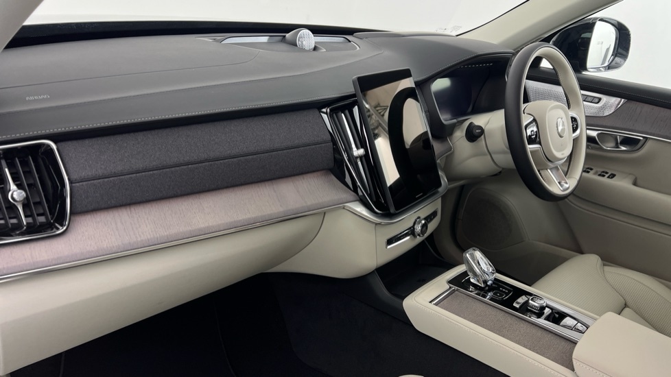 Used Volvo XC90 2025 for sale - 77082589: Photo 65