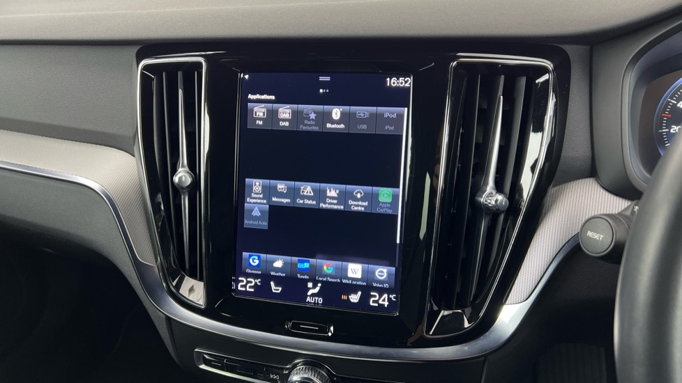 Used Volvo V60 2021 for sale - 76851273: Photo 12