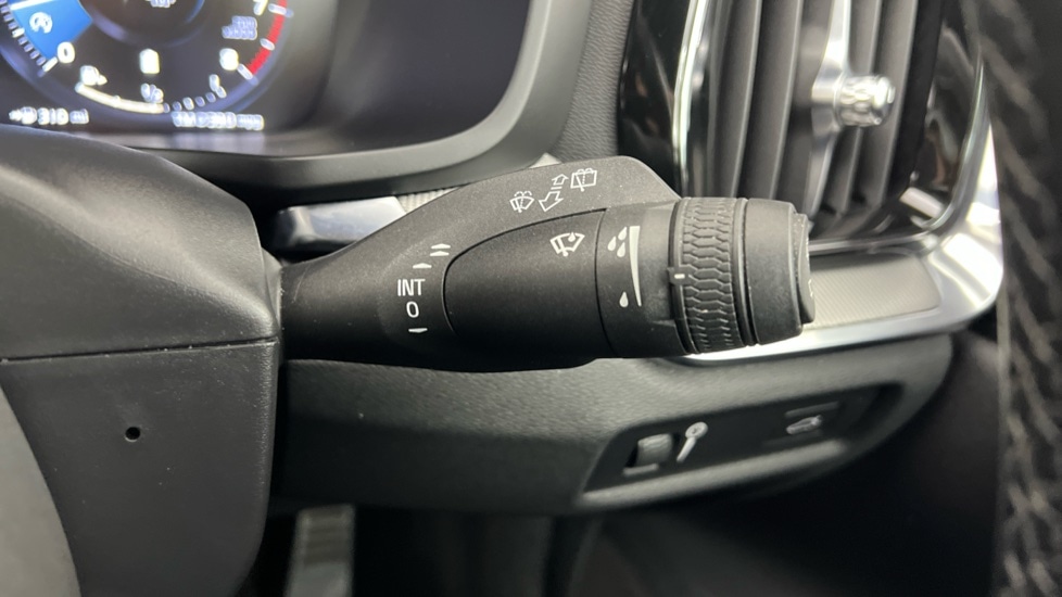 Used Volvo V60 2021 for sale - 76851273: Photo 23