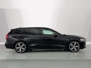 Used Volvo V60 2021 for sale - 76851273: Photo