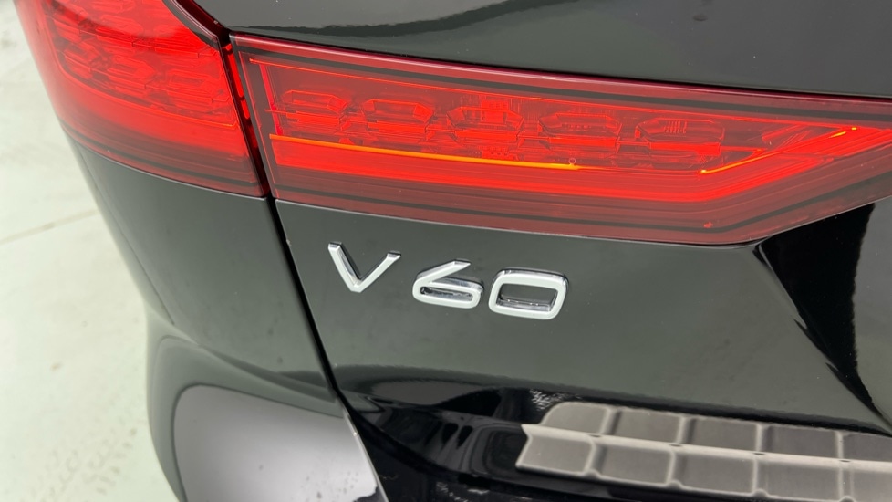 Used Volvo V60 2021 for sale - 76851273: Photo 49