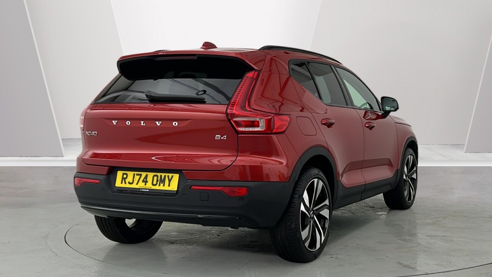 Used Volvo XC40 2024 for sale - 76507531: Photo 2