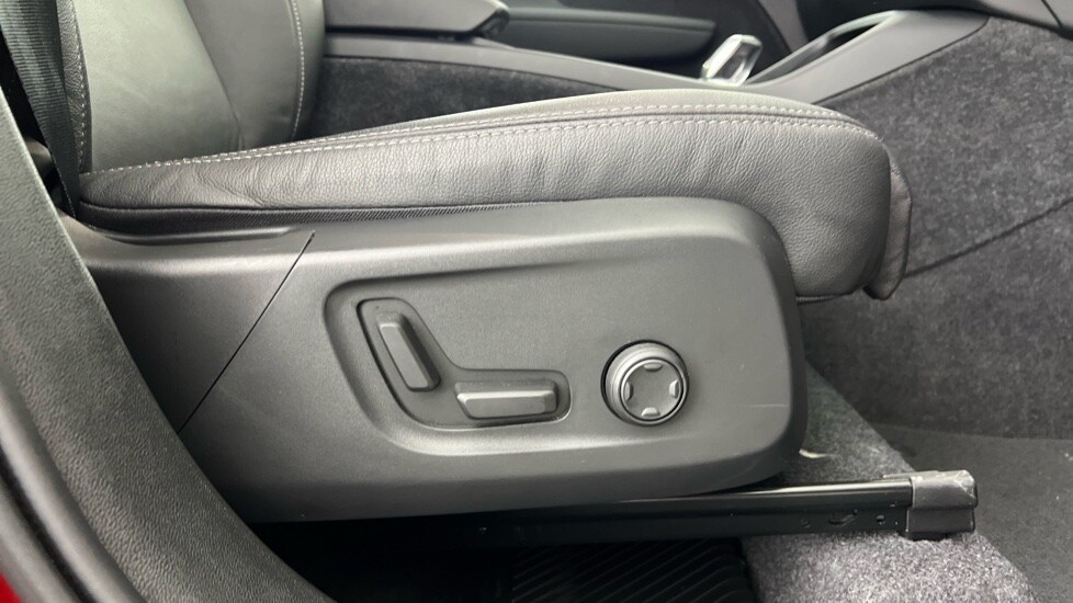 Used Volvo XC40 2024 for sale - 76507531: Photo 30