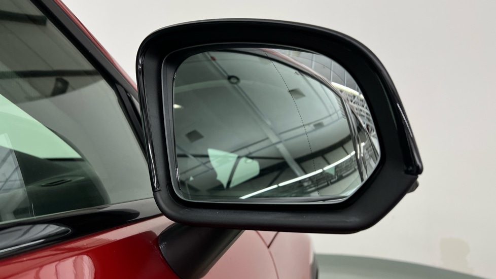 Used Volvo XC40 2024 for sale - 76507531: Photo 32