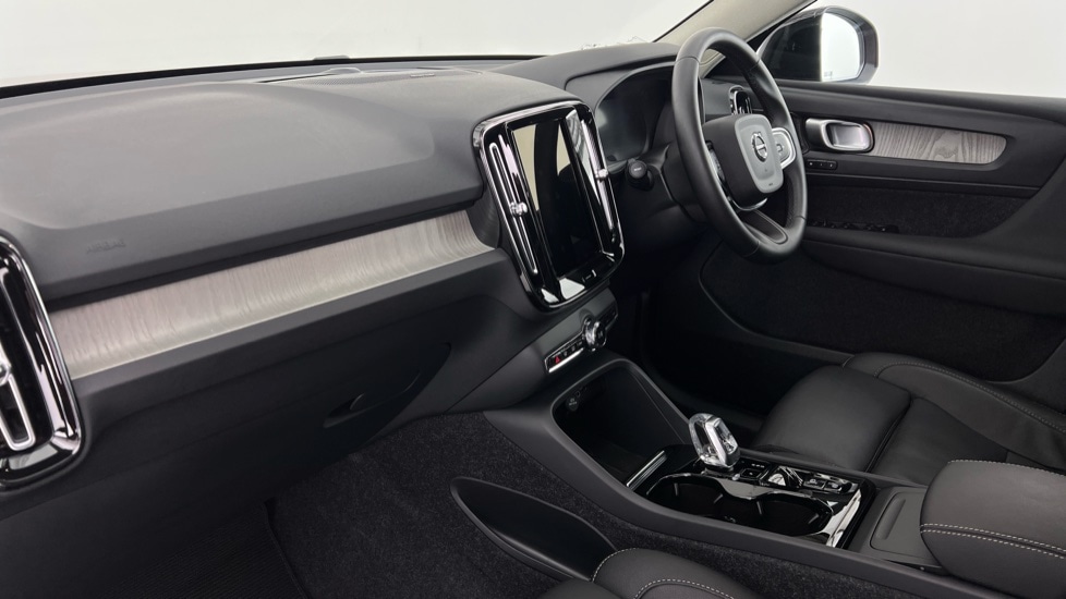 Used Volvo XC40 2024 for sale - 76507531: Photo 61