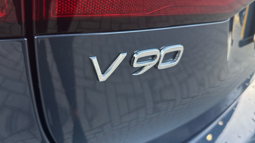 Used Volvo V90 2024 for sale - 77965017: Photo 18