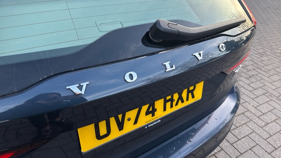 Used Volvo V90 2024 for sale - 77965017: Photo 19
