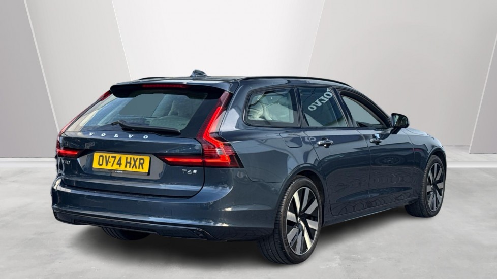 Used Volvo V90 2024 for sale - 77965017: Photo 2