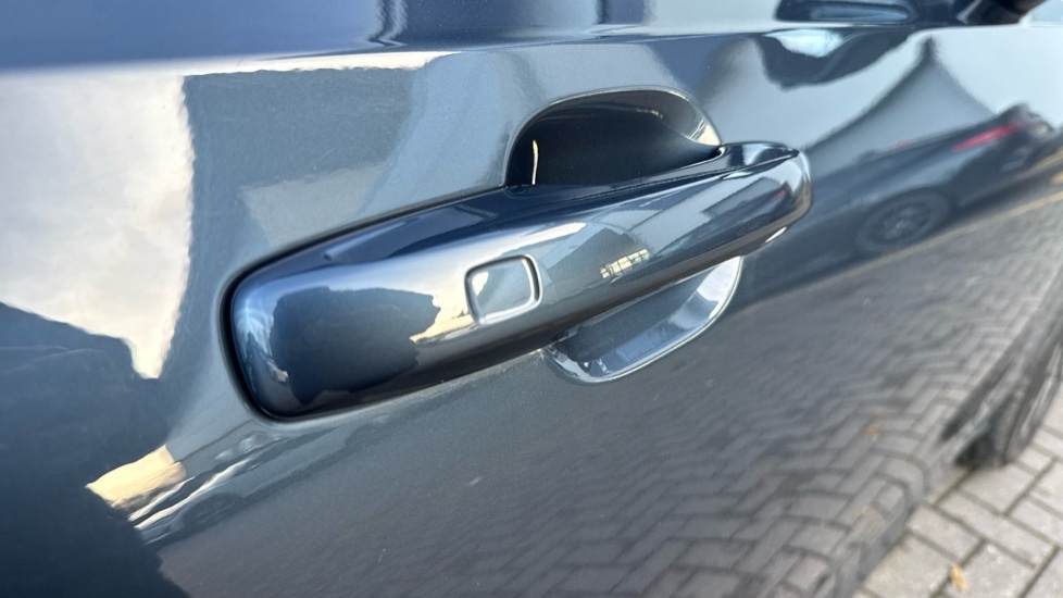 Used Volvo V90 2024 for sale - 77965017: Photo 23