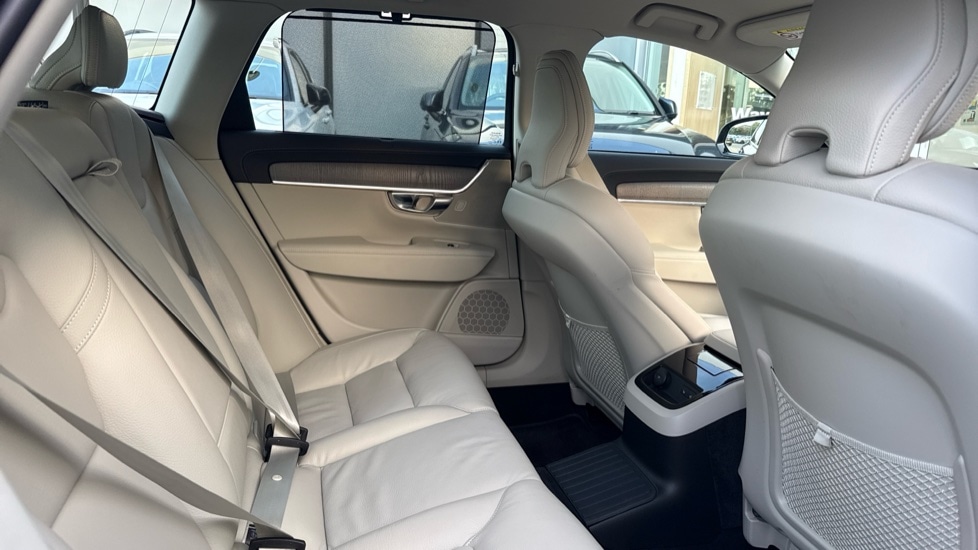 Used Volvo V90 2024 for sale - 77965017: Photo 33