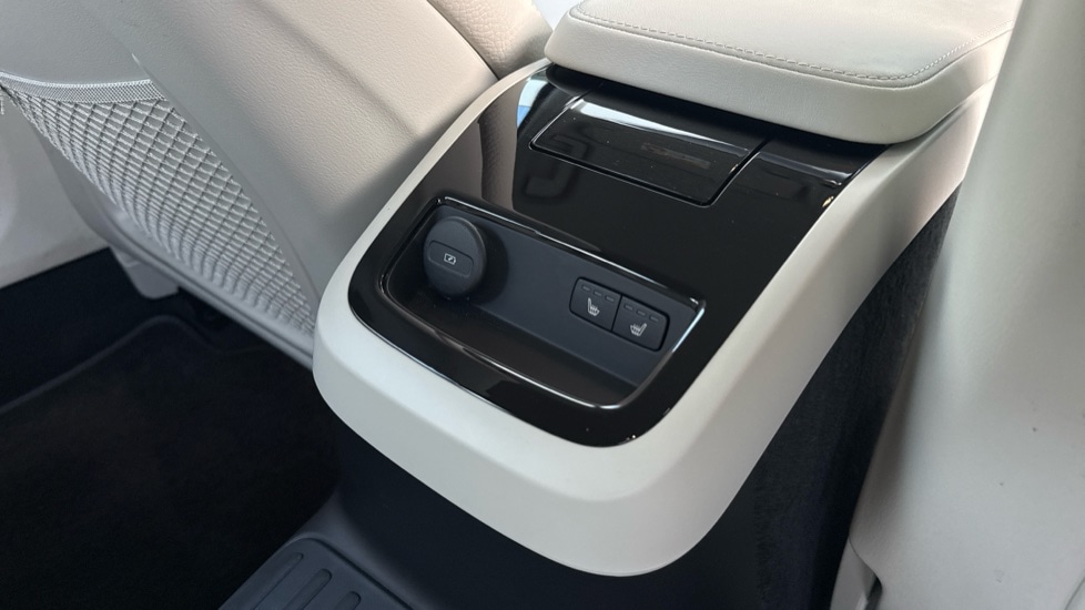 Used Volvo V90 2024 for sale - 77965017: Photo 34