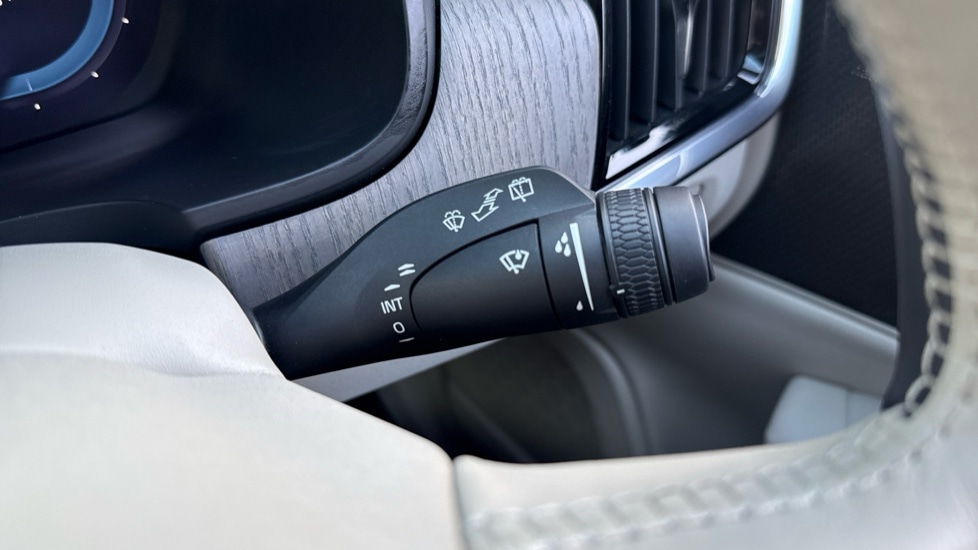 Used Volvo V90 2024 for sale - 77965017: Photo 46