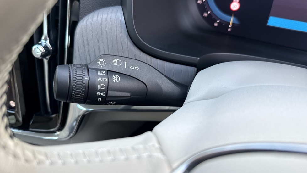 Used Volvo V90 2024 for sale - 77965017: Photo 47