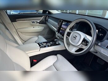 Used Volvo V90 2024 for sale - 77965017: Photo