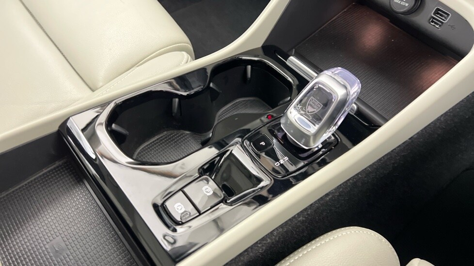 Used Volvo XC40 2021 for sale - 77648079: Photo 25