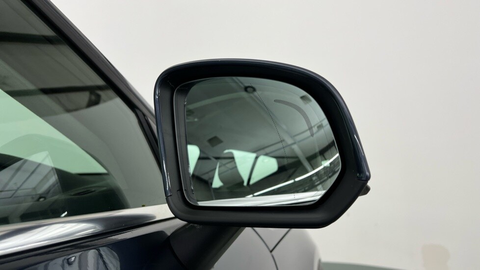 Used Volvo XC40 2021 for sale - 77648079: Photo 32