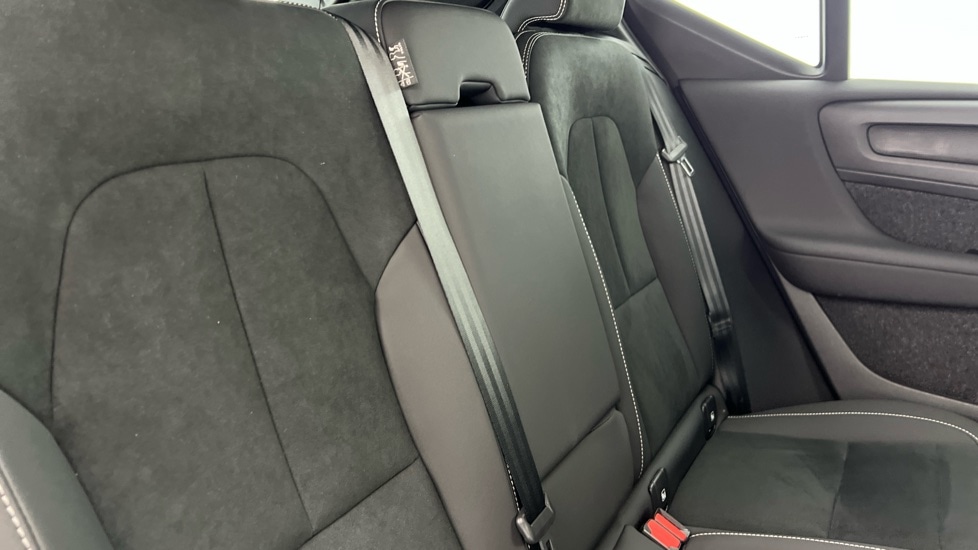 Used Volvo XC40 2025 for sale - 77157913: Photo 33