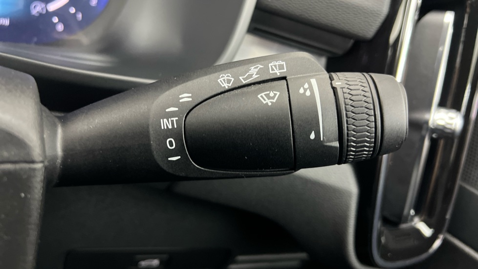 Used Volvo XC40 2025 for sale - 77178113: Photo 23