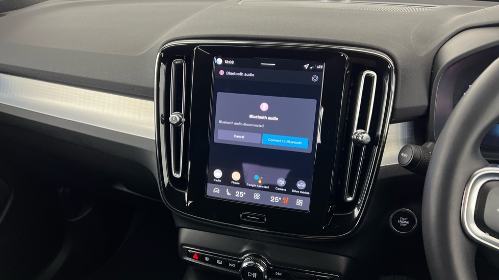 Used Volvo XC40 2025 for sale - 77178113: Photo 41