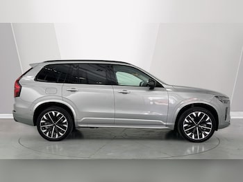 Used Volvo XC90 2025 for sale - 78948571: Photo
