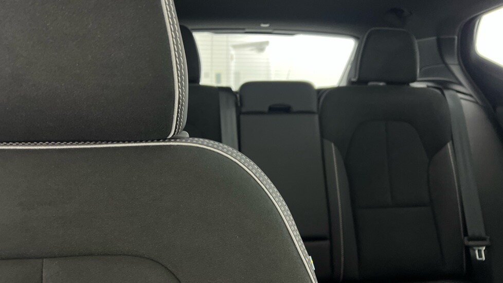 Used Volvo XC40 2023 for sale - 77899005: Photo 36