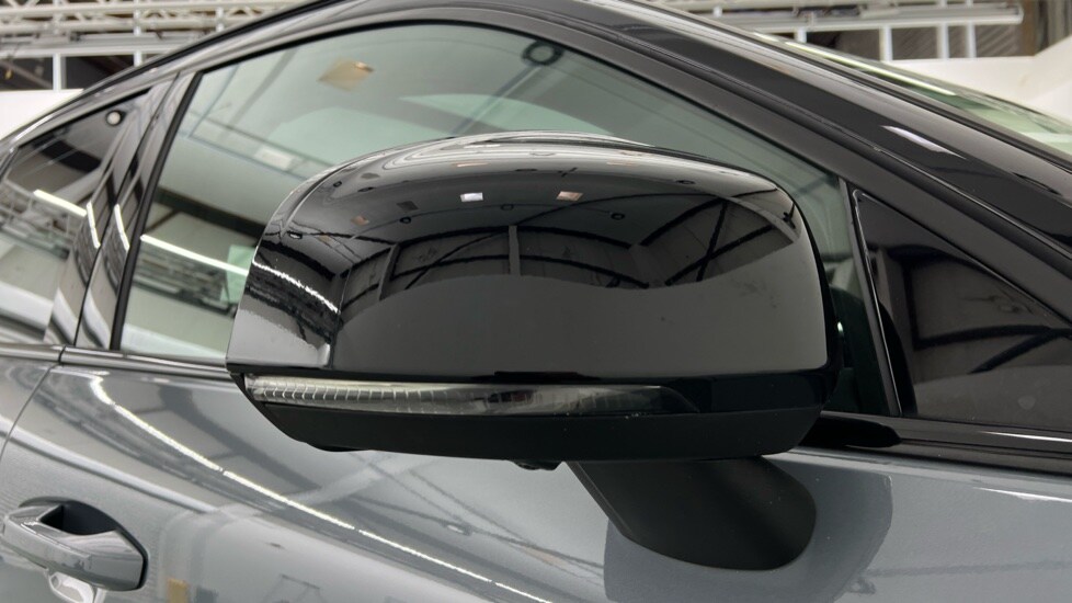 Used Volvo XC40 2023 for sale - 77899005: Photo 38