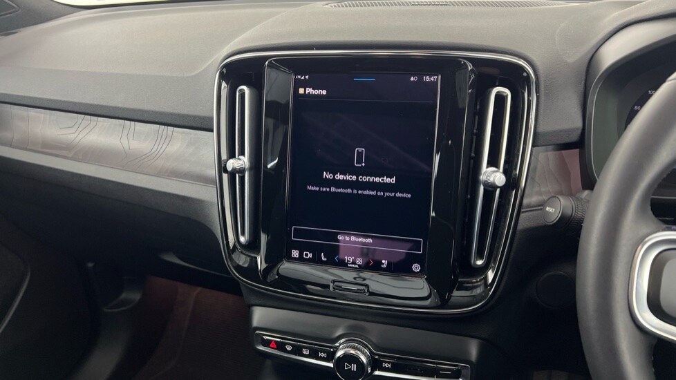 Used Volvo XC40 2023 for sale - 77899005: Photo 43