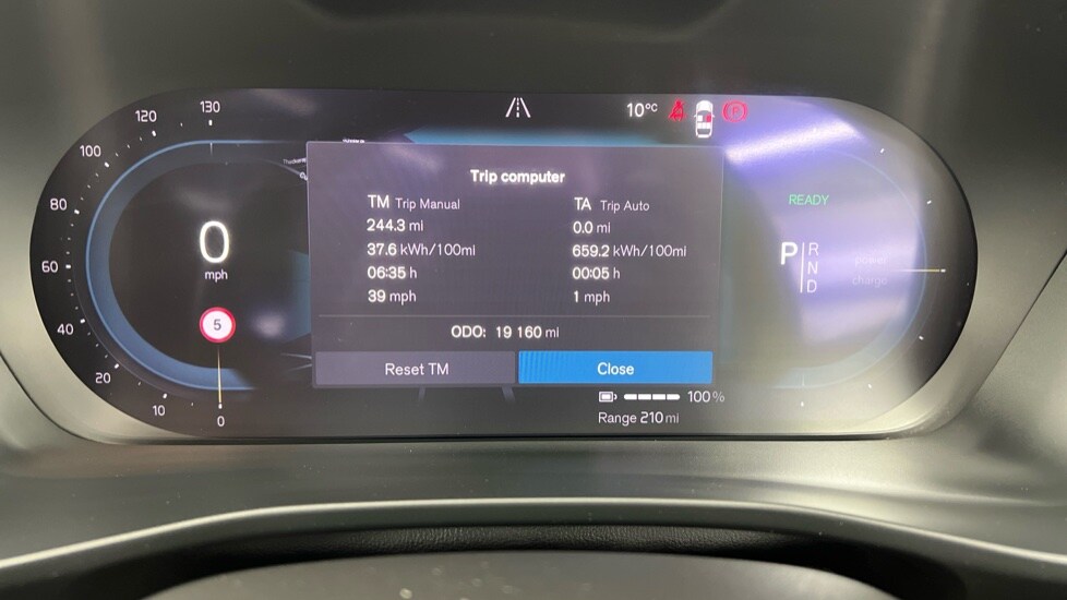 Used Volvo XC40 2023 for sale - 77899005: Photo 54