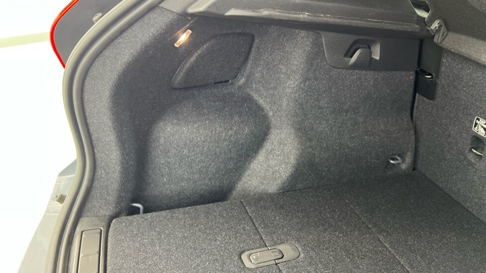 Used Volvo XC40 2023 for sale - 77899005: Photo 58