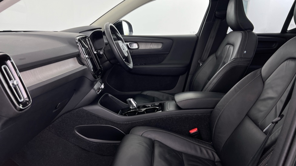 Used Volvo XC40 2022 for sale - 77205654: Photo 63