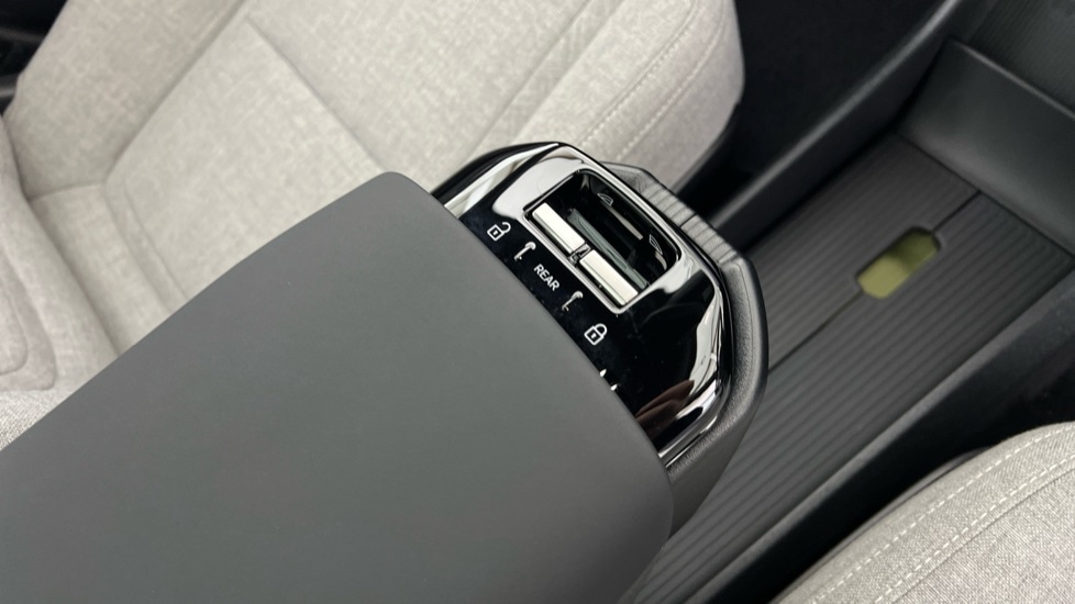 Used Volvo EX30 2025 for sale - 77702752: Photo 24