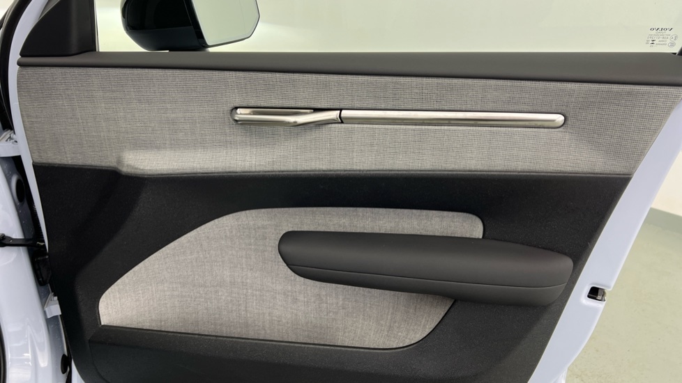 Used Volvo EX30 2025 for sale - 77702752: Photo 29