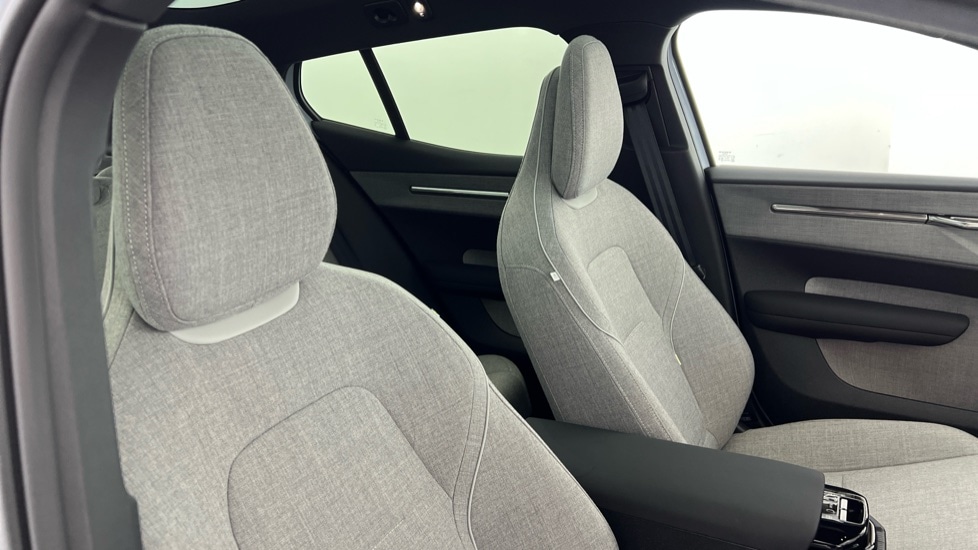 Used Volvo EX30 2025 for sale - 77702752: Photo 38