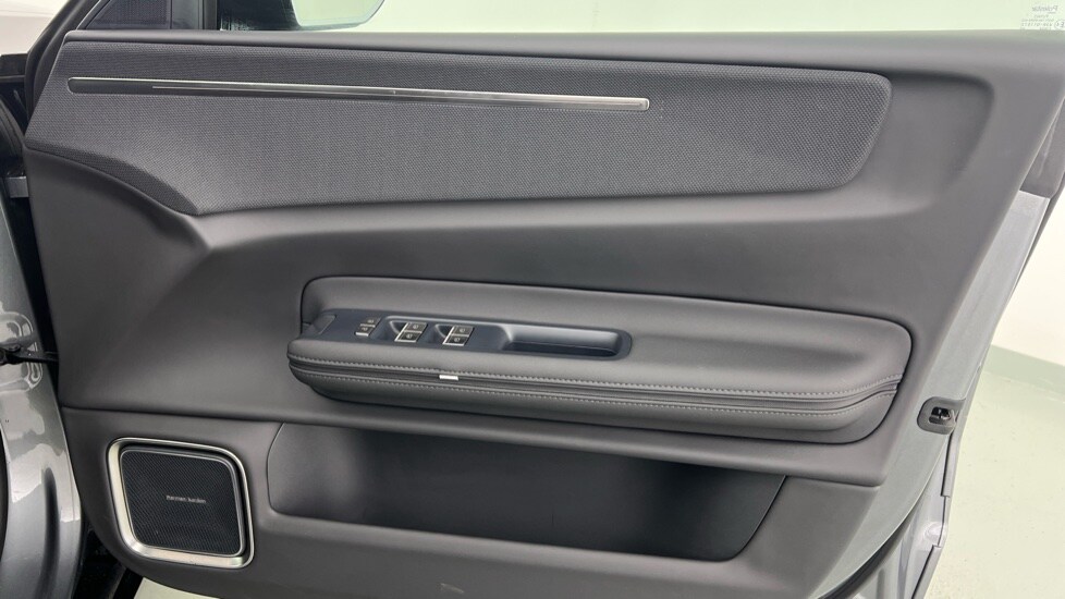 Used Polestar Polestar 4 2025 for sale - 77366897: Photo 33