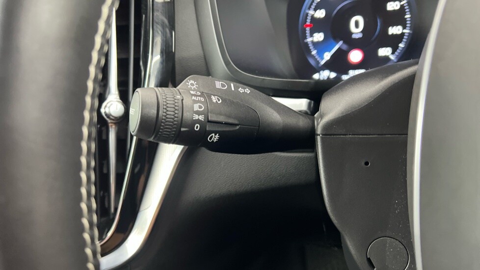 Used Volvo V60 2020 for sale - 76025309: Photo 20