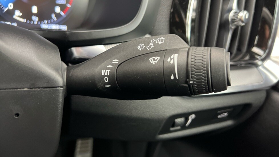 Used Volvo V60 2020 for sale - 76025309: Photo 23
