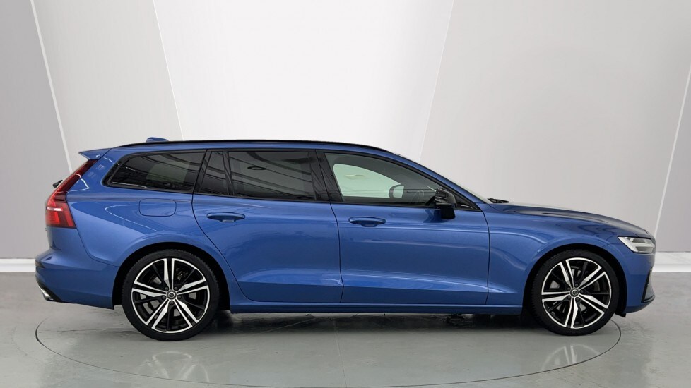 Used Volvo V60 2020 for sale - 76025309: Photo 3