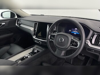 Used Volvo V60 2025 for sale - 77261639: Photo