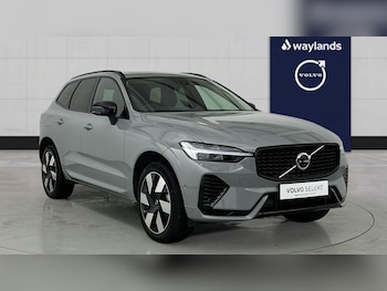 2025 - Ultra, T8 AWD Plug-in hybrid, Electric/Petrol, Dark 5-Door