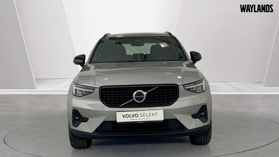 Used Volvo XC40 2023 for sale - 77848026: Photo 12