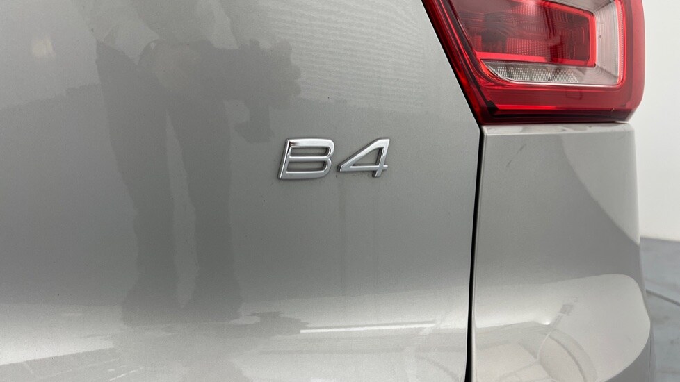 Used Volvo XC40 2023 for sale - 77848026: Photo 23