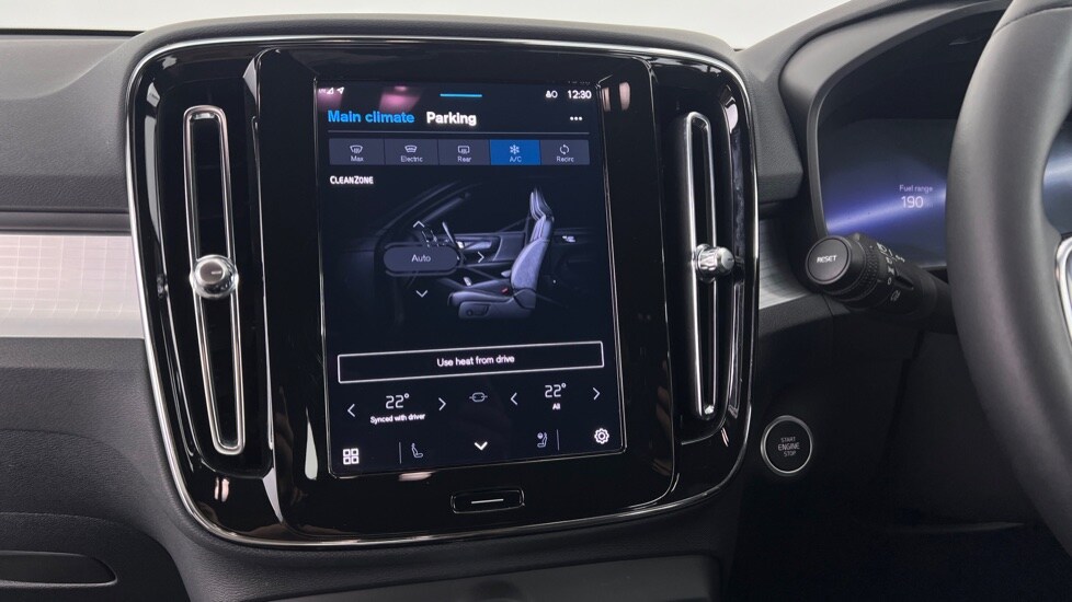 Used Volvo XC40 2023 for sale - 77848026: Photo 27