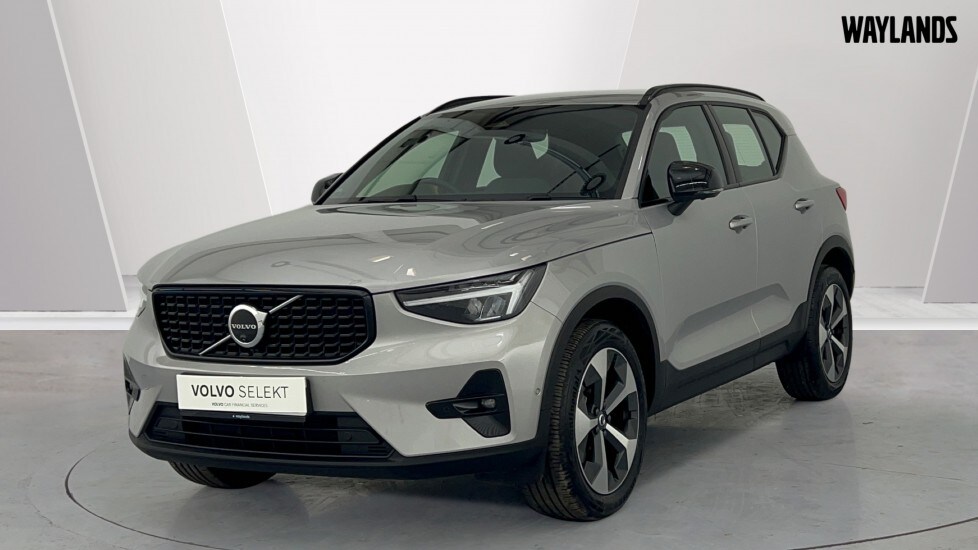 Used Volvo XC40 2023 for sale - 77848026: Photo 6