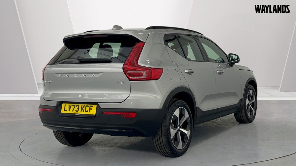 Used Volvo XC40 2023 for sale - 77848026: Photo 7