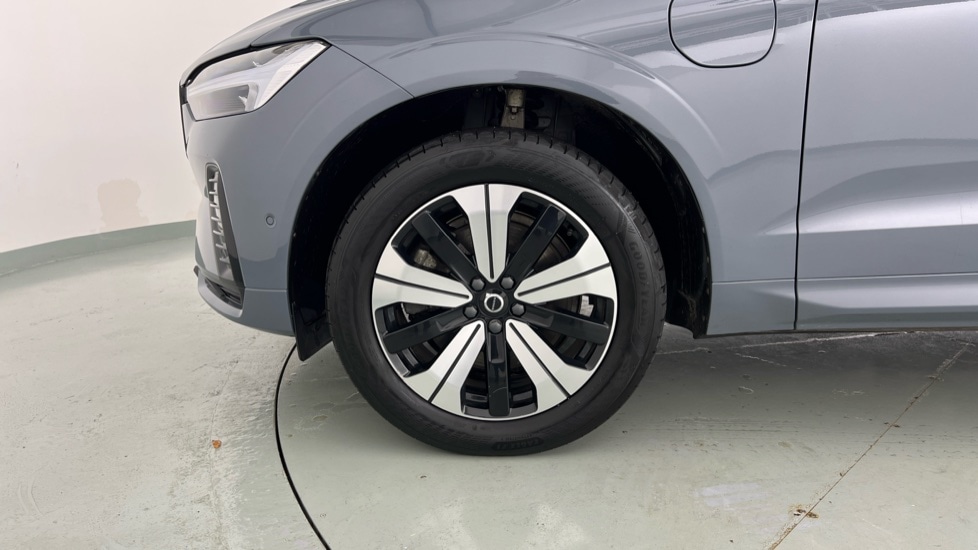 Used Volvo XC60 2023 for sale - 77160733: Photo 63